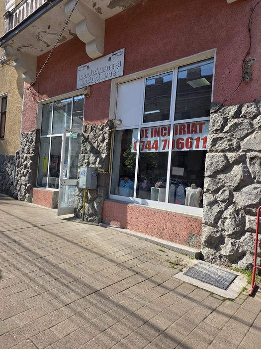 Spatiu comercial ultra central