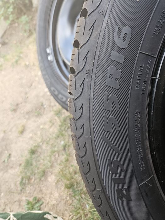 Cauciucuri noi 215/55 R16,  dot 2023, jante noi