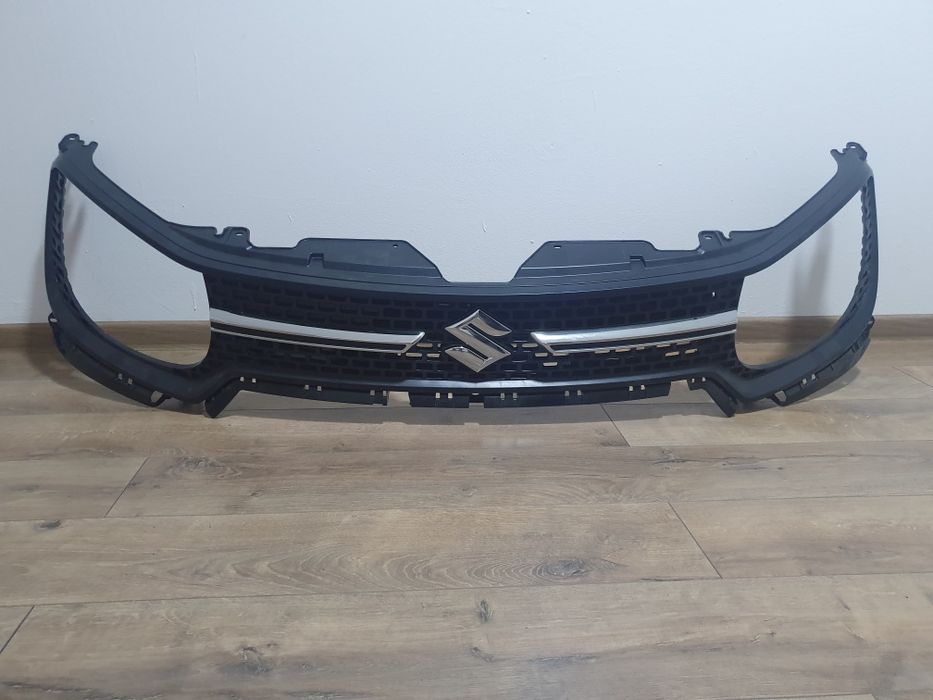 Grila frontala centrala cu sigla noua originală Suzuki Ignis 2020