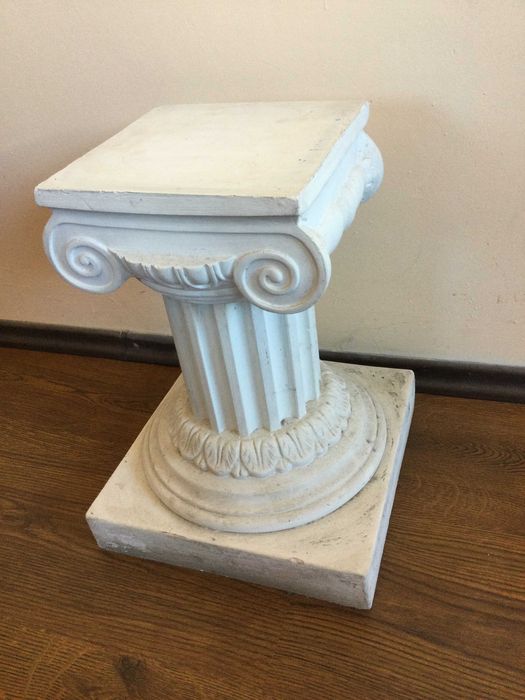 ръчно изработена колекционерска декоративна гръцка гипсова колона / статуя / статуетка / гипсов стълб от Гърция