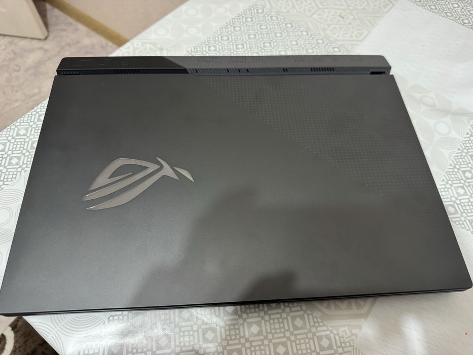 Ноутбук Asus rog strix
