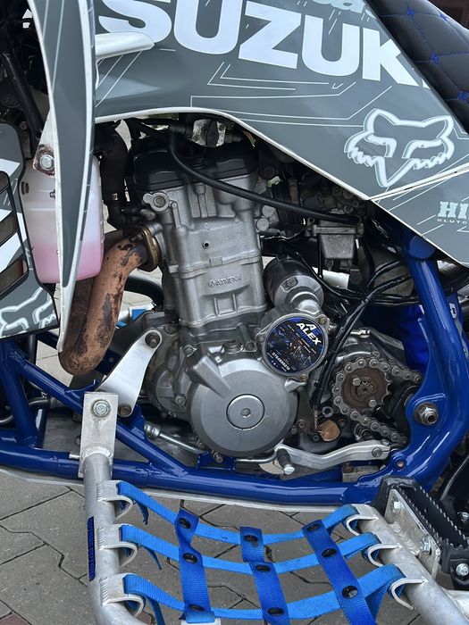 Se vinde SUZUKI LTZ400