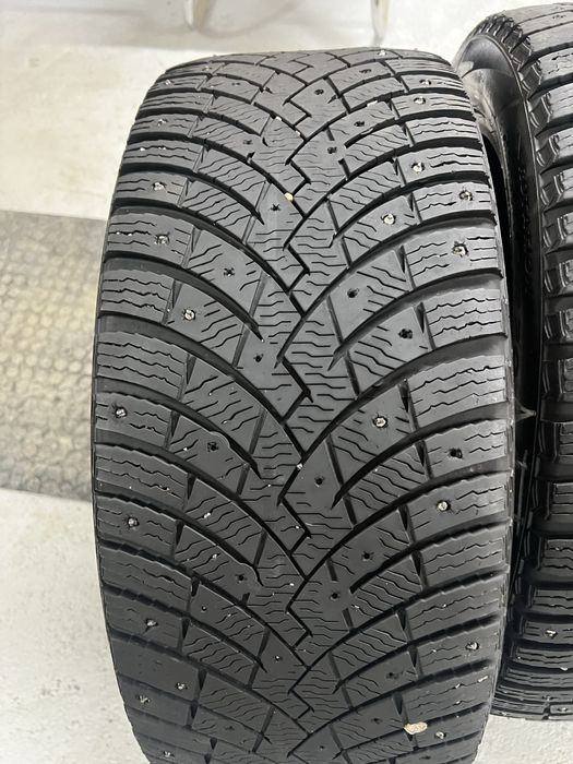 Продам резину PIRELLI 255/45/20