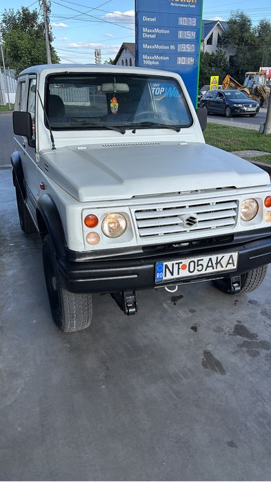 Vand Suzuki samurai