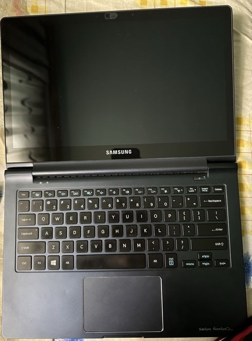 Laptop Samsung 13” Touchscreen 3.5K
