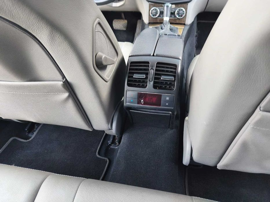 Autoturism Mercedes-Benz