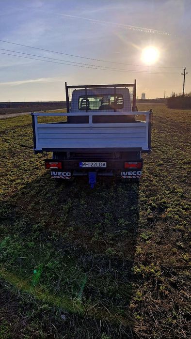 Vând 35 c 15 basculabilă în acte doar pe spate