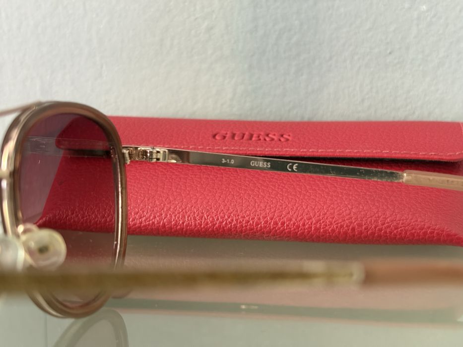 Дамски очила GUESS
