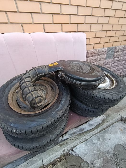 Запчасти на Мерседес 123.