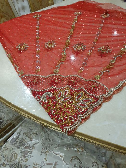 Kelin sharflar obuvlar kofta yubkalar kuylaklar arzon narxlatda ho.zur