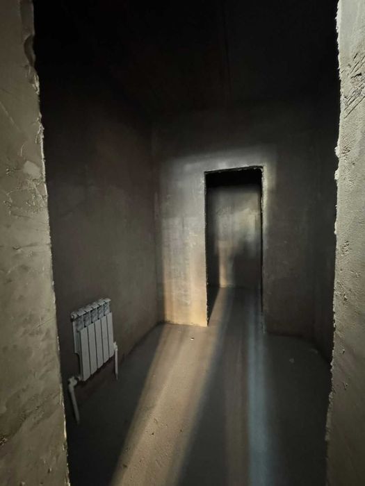 Продам 3х комн черновую Батыс