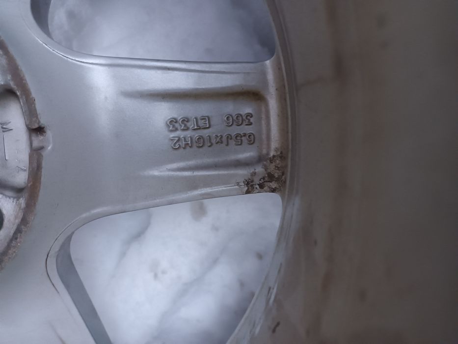 Jante Aliaj Usor Originale VW  + Anvelope Iarnă  FULDA