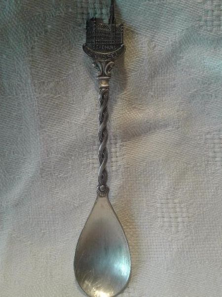 Лъжички///"Antwerpen";"Brussel";"Wien";вилица" Strasbuurg"