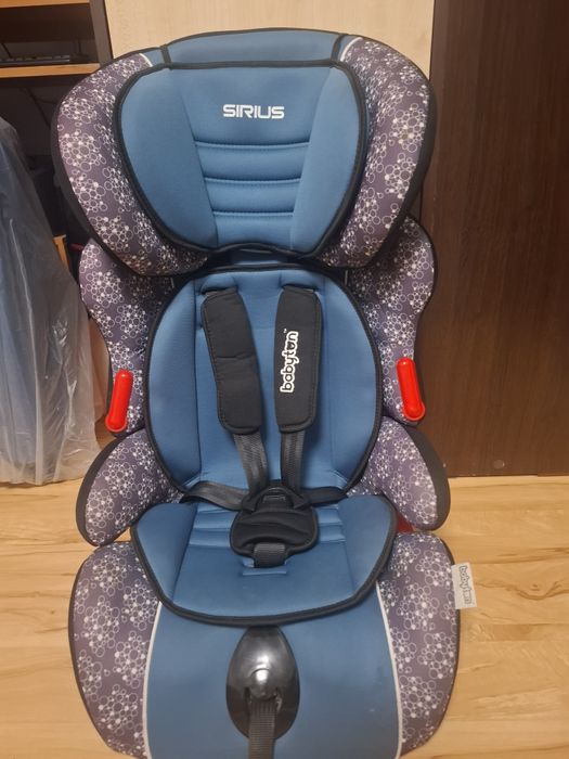 Авто кресло в отличном состоянии