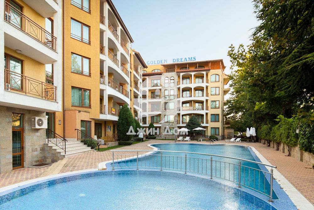 Продава се Тристаен апартамент в к.к. Слънчев бряг - 110 кв.м за 903 €/кв.м - Снимка #2