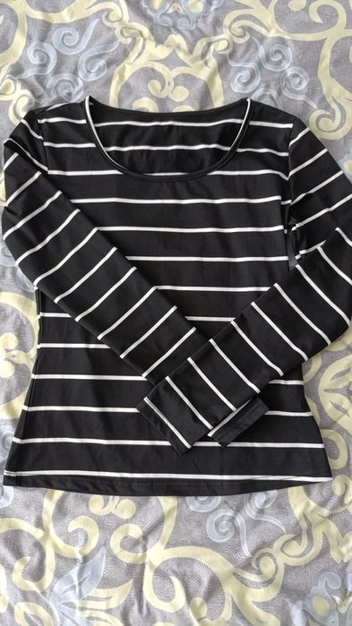 продаю новые блузки