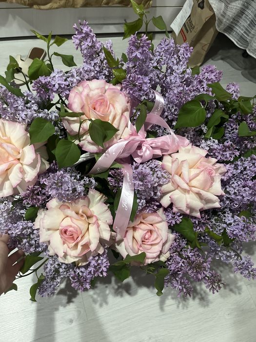 Апрельский сирень букет корзина