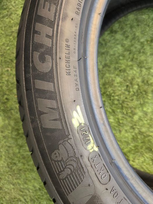 225 50 R17 Michelin