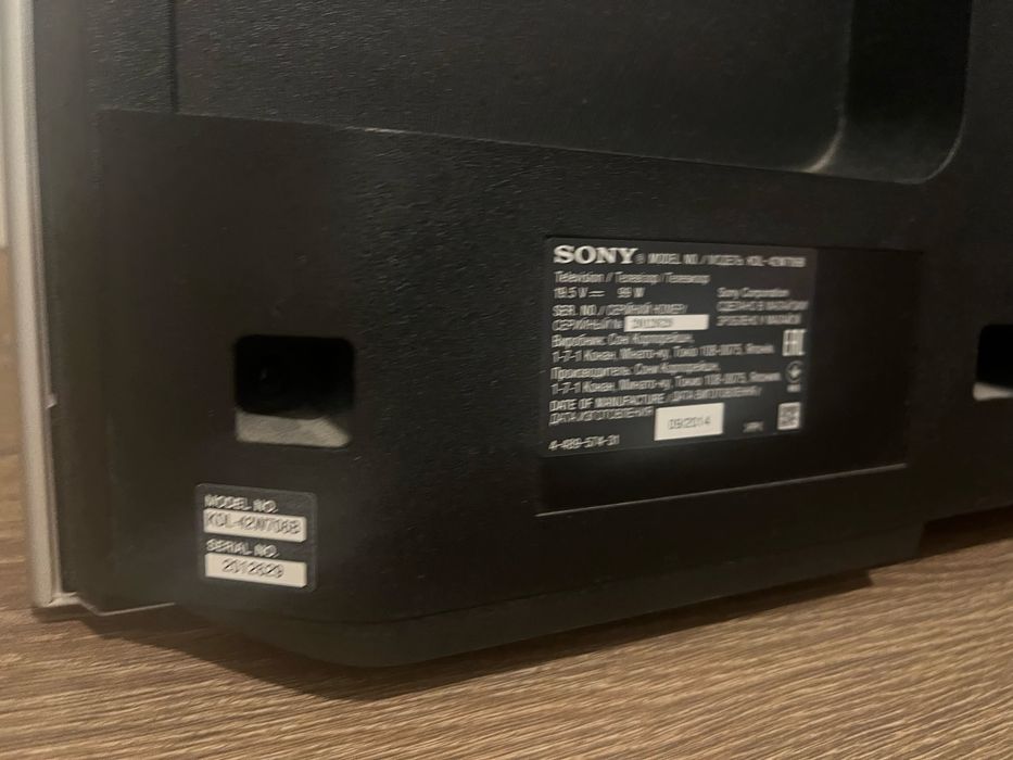 Телевизор Sony 42 диагональ KDL-42W706B