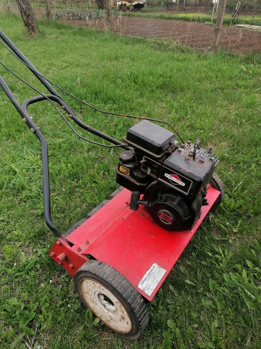 Dispozitiv de tuns gazon  - briggs&stratton, cutite pe tanbur profi