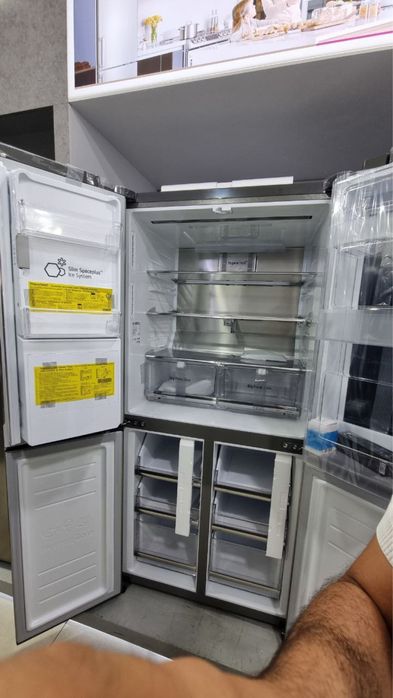 Холодильник LG GC-X29FTML