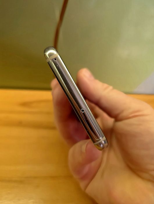 Продам Samsung S8