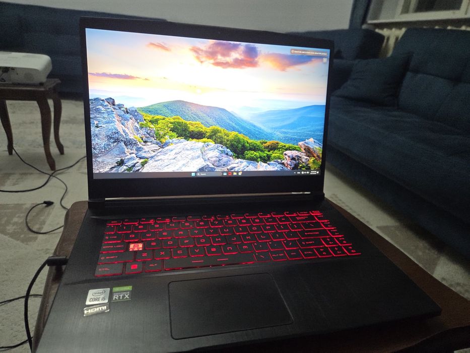 MSI I5 RTX 3050 ноутбук