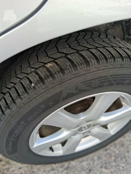 Toyota rav4 продавам