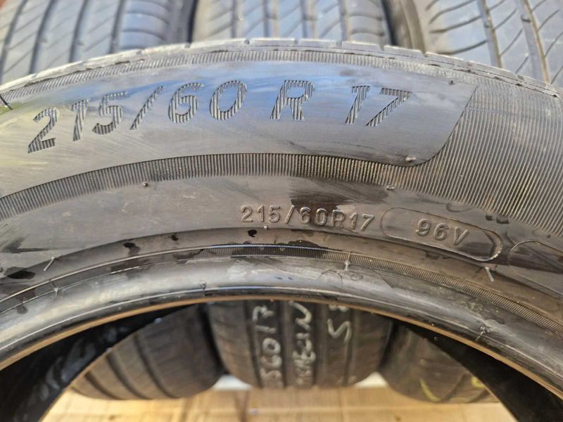 4 Michelin R17 215/60
летни гуми 
DOT3319