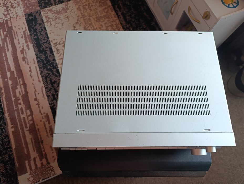 Продавам усилвател Пайнер