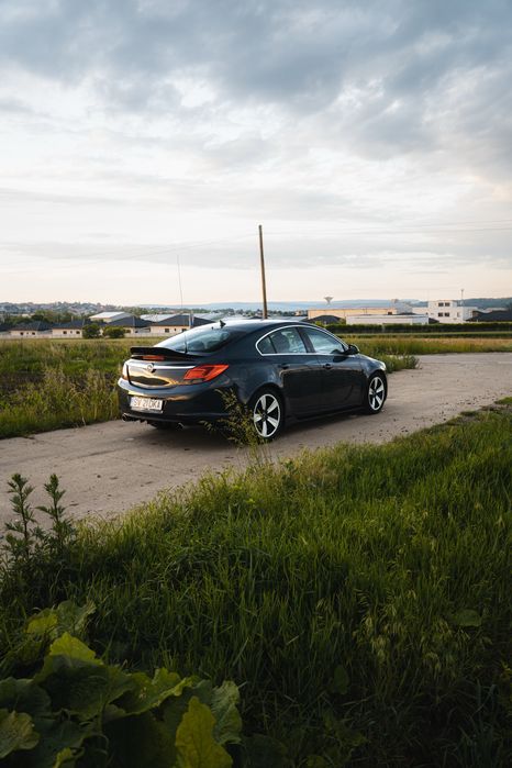 Opel Insignia 2011