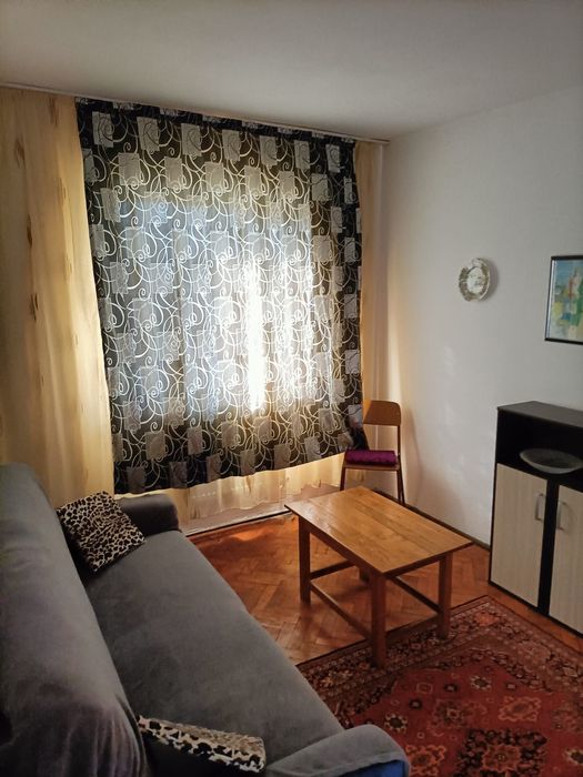 Inchiriere apartament  doua  camere