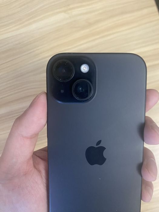 Продам новый iPhone 15 (128GB)