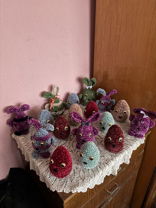 Продавам ръчно плетени играчки