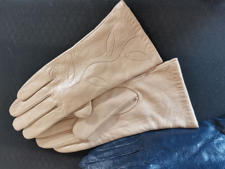 Дамски кожени ръкавици