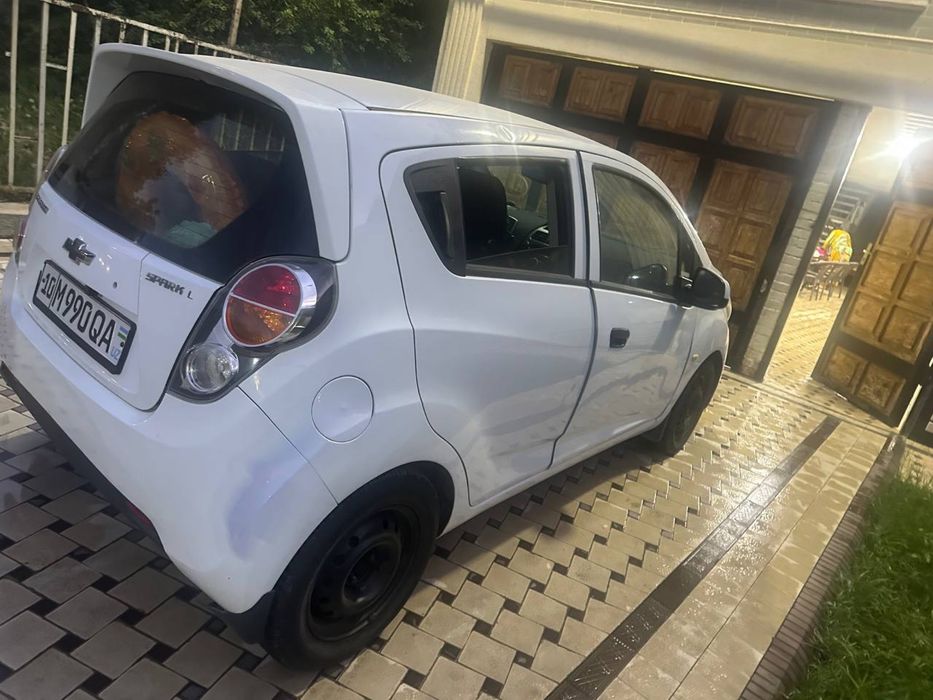 Chevrolet Spark 2010 yil