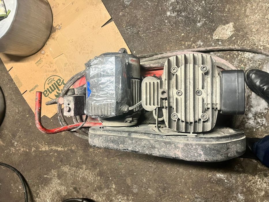 Воздушный компрессор