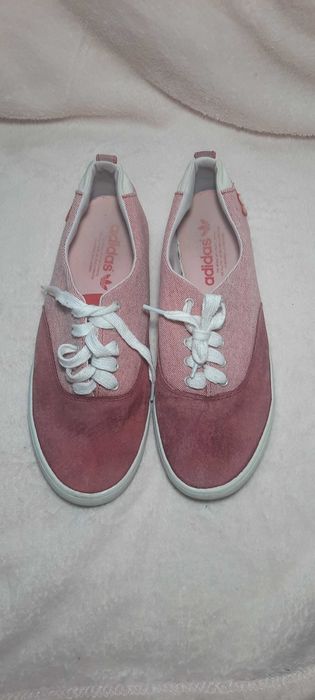 Teniși dama Adidas,marime 38
