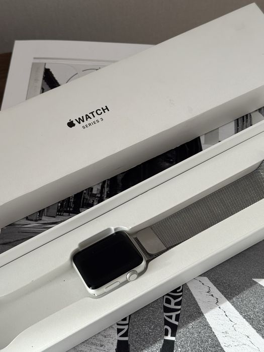Продам Apple watch 3 series