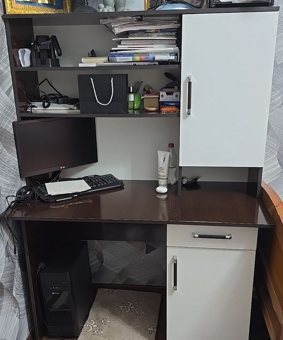 Kompyuter sotiladi arzan bahada