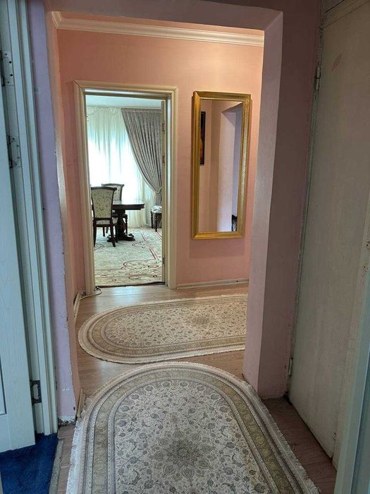 Продаётся квартира. Лабзак Ц13. 4 ком. N21