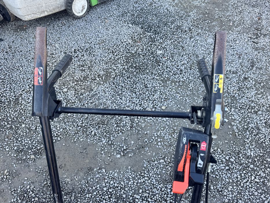 Honda UM616 masina de tuns iarba Motocositoare Cositoare