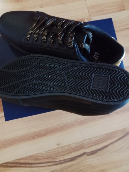 Дамски маратонки 39 номер