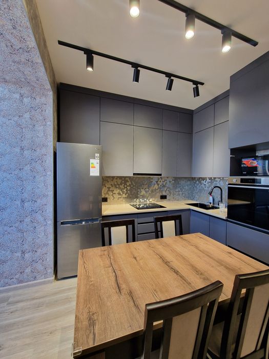 Сдам  3х комнатную квартиру