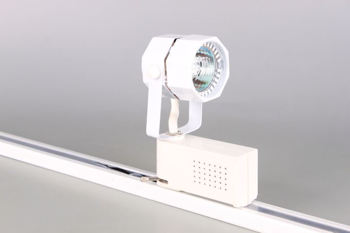 Метална спот лампа с релса-50W