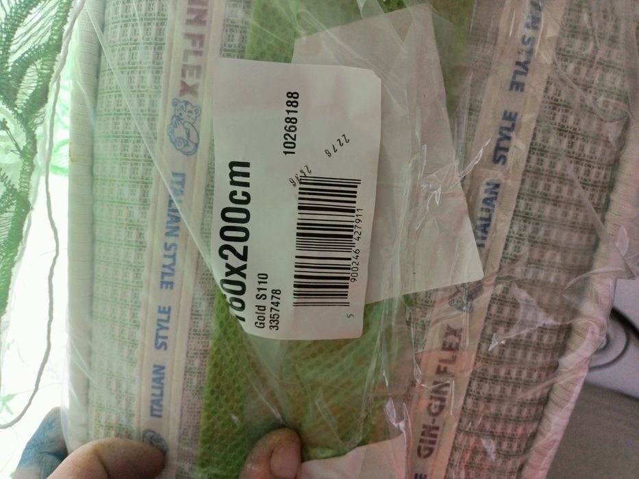 Nou vând saltea pat