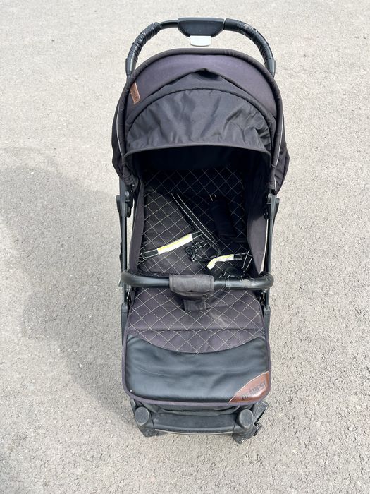 Продам коляску прогулочную Диарест