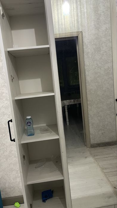 Шкаф для прихожей б/у