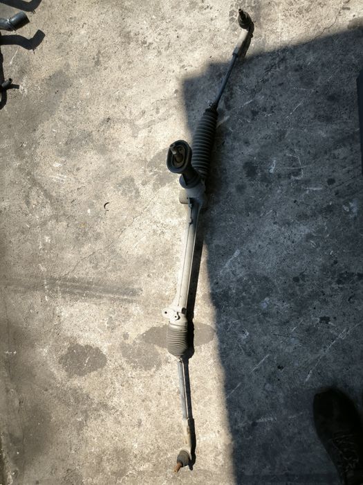 Кормилна рейка за Skoda Fabia III