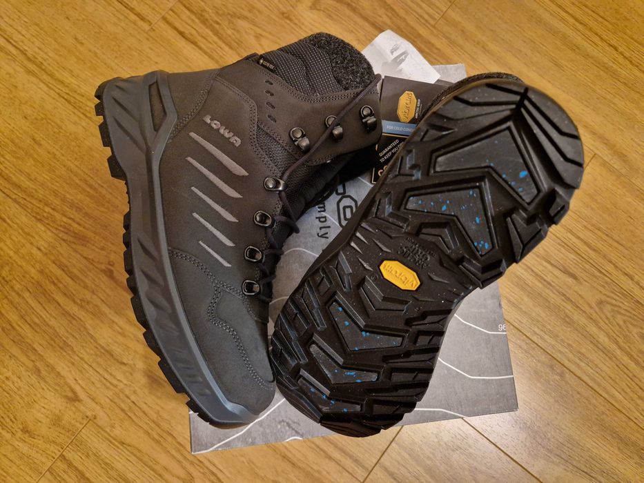 Bocanci vanatoare, munte, pescuit,tura LOWA. 41-42 harkila,haix, sitka